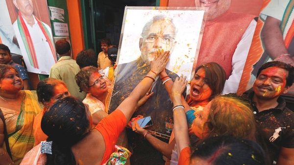 नज़रिया: मोदीराज में सेक्युलर राजनीति की जगह नहीं