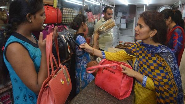 #Badtouch : मुझे गलत तरीके से छूने वाला मेरा पड़ोसी ही था