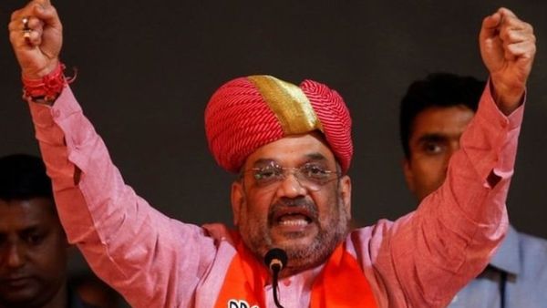 गुजरात: शंकर सिंह वाघेला के इस्तीफ़े से बीजेपी क्यों खुश है?