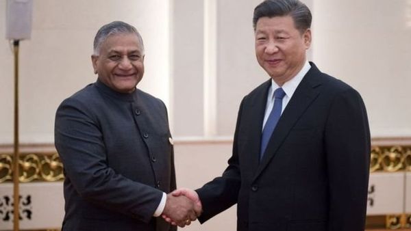नज़रिया: डोकलाम विवाद पर चीन क्यों हैं बैकफ़ुट पर?