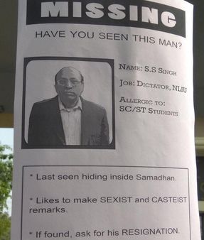 'तुम जैसी लड़कियां शर्म छोड़कर ऐसे कपड़े पहनती हैं'