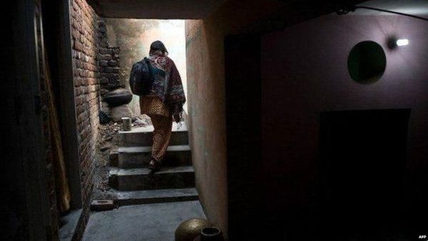 क्या फांसी से बच्चों के ख़िलाफ़ रेप का अपराध रुकेगा?