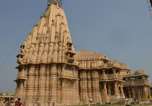 जवाहरलाल नेहरू और सोमनाथ मंदिर का कनेक्शन क्या है?