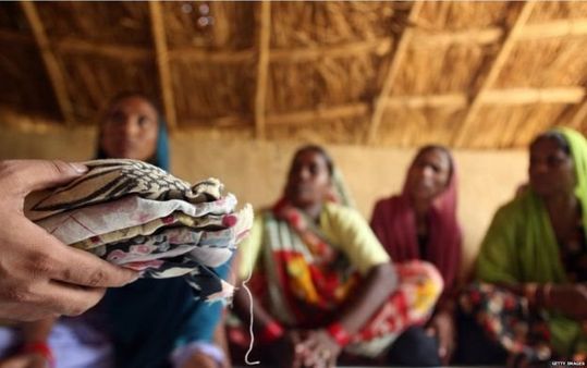 कितना सुरक्षित है सैनिटरी पैड का इस्तेमाल?