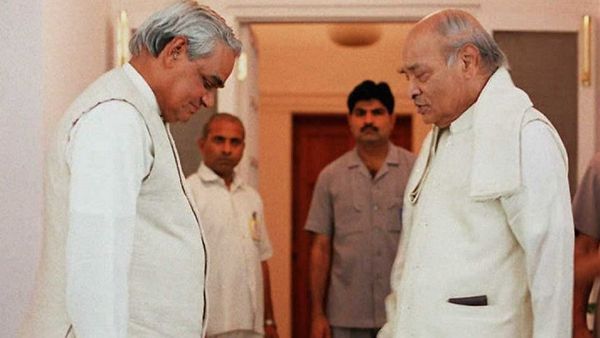 ब्लॉग: क्यों भुला दिया गया बाबरी मस्जिद के पुनर्निर्माण का वादा?