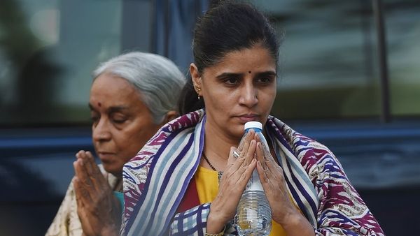 नज़रिया: 'कुलभूषण जाधव का ज़िंदा रहना ही पाकिस्तान के हक़ में'