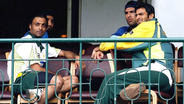 युवराज सिंह ने शोएब अख़्तर को 'वेल्डर' क्यों कहा?