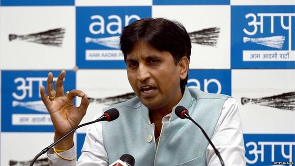 आम आदमी पार्टी में किसे कटप्पा बता गए कुमार विश्वास