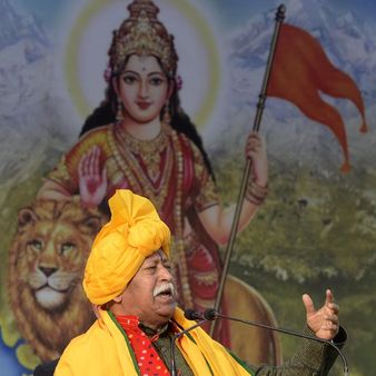 ब्लॉग: दलित गौरव की बात सवर्ण हिंदुओं के लिए तकलीफ़देह क्यों?