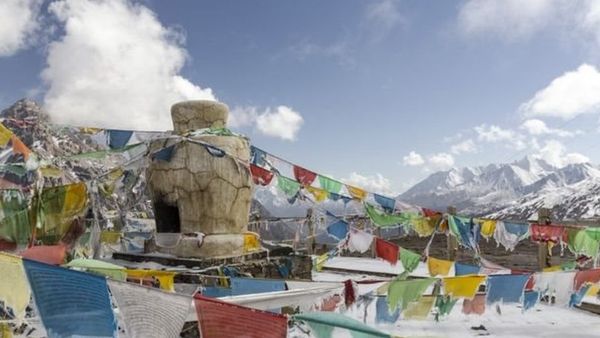 ब्लॉग: मुसलमानों का तुष्टीकरण बंद, हिंदुओं का पुष्टीकरण तेज़