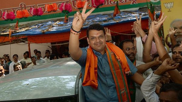 नज़रिया: 'शिवसेना-बीजेपी अलगाव का कांग्रेस को फ़ायदा'