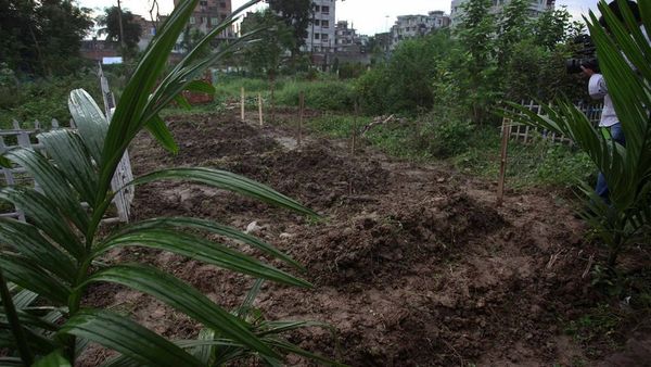 ढाका: जहां मुर्दों को दो ग़ज़ ज़मीन तक नसीब नहीं