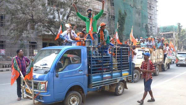 त्रिपुरा में ‘मोदी सरकार’ बनाम मानिक सरकार
