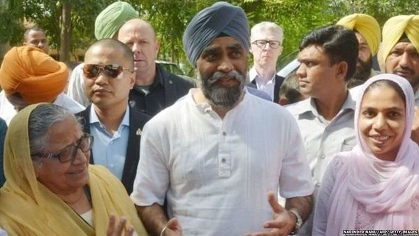पंजाब के किसान हरजीत सिंह सज्जन कैसे बन गए कनाडा के रक्षा मंत्री