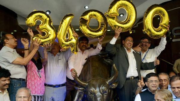 क्या म्यूचुअल फंड्स अब नहीं रहे फ़ायदे का सौदा?