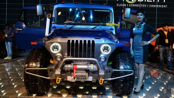 #AutoExpo2018 : एक मुलाकात हसीन कारों के साथ