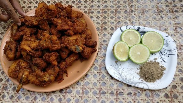 सियासत से परे क्या है पकौड़ों का इतिहास
