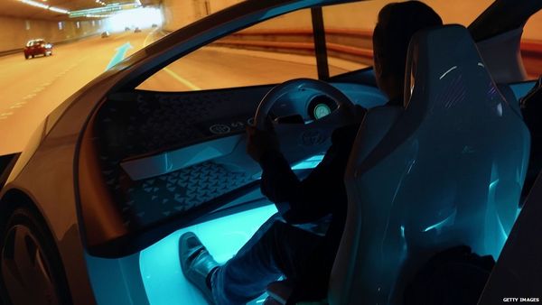 नज़रियाः क्या अब युद्ध के मैदान में इंसानों की जगह मशीनें लड़ेंगी?