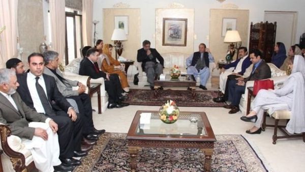 ब्लॉग- 'हर बार चैं पैं चैं पैं होती है और लोकतंत्र ढर्रे पर लौट आता है'