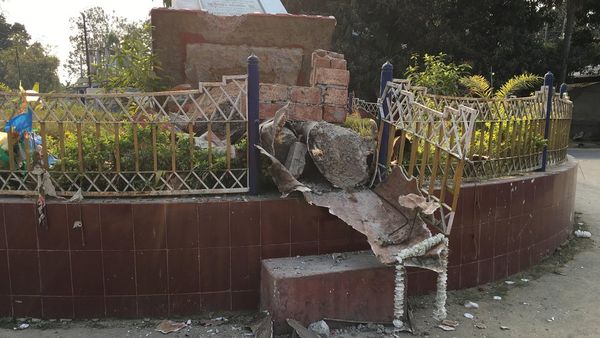 ग्राउंड रिपोर्ट: 'लेनिन, स्टालिन सबको जाना होगा'