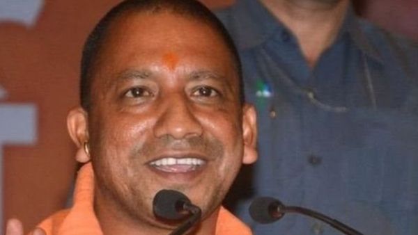योगी के सामने गोरखपुर में कमल खिलाने की चुनौती