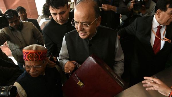 केंद्र सरकार से अलगाव, बीजेपी से नहीं, क्या है नायडू की रणनीति?