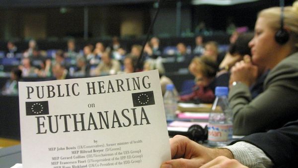 इच्छामृत्यु पर दूसरे देशों में क्या है क़ानून?