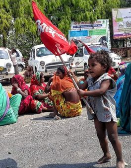 'हम दलित हैं इसलिए हमारी चाय नहीं पियेंगे आप'