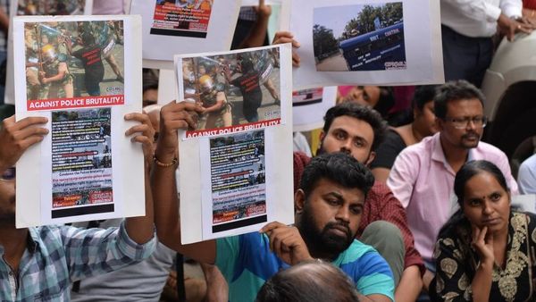 भारत में वेदांता के सभी चार प्रोजेक्ट्स का रहा विवादों से नाता