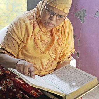 नरोदा पाटिया मामले में 16 सालों से मंदिर, मस्जिद में फरियाद करता शख़्स