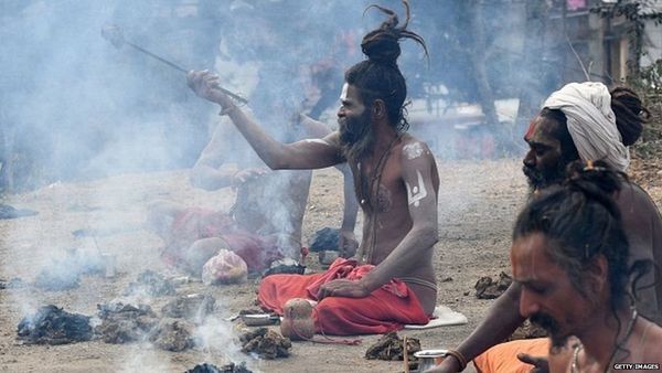 बुराड़ी मामला: ये दैवीय शक्ति है या मानसिक बीमारी?