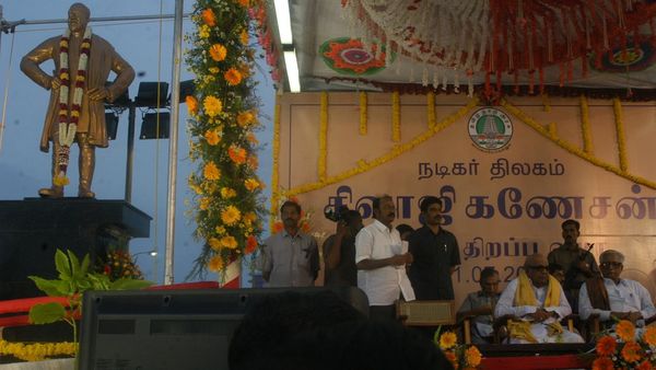 मरीना बीच में ऐसा क्या ख़ास है?