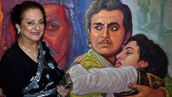 दिलीप कुमार का म्यूज़ियम बनवाना चाहती हैं सायरा बानो