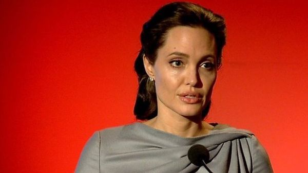 तो क्या एंजेलीना जोली राजनीति में आएंगी?