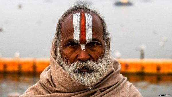 कुंभ में धर्म और अध्यात्म के बहाने होता चुनावी प्रचार: ग्राउंड रिपोर्ट