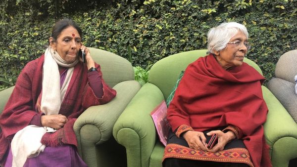 जॉर्ज फ़र्नांडिस का निधन, जया जेटली से शोक जताते लोग: ब्लॉग