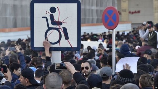 अल्जीरिया: राष्ट्रपति के ख़िलाफ़ आर्मी चीफ़ का बड़ा बयान