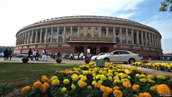 कैसे करें मतदान? लोकसभा चुनाव 2019 से जुड़ी वो बातें जो जानना ज़रूरी है