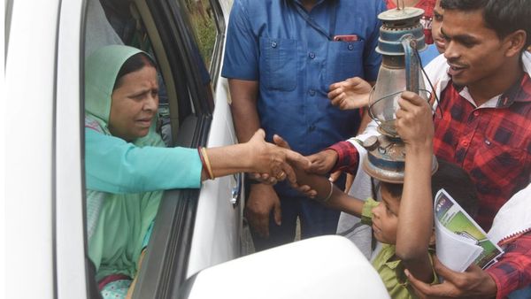 राबड़ी देवी की बिहार के चुनाव में कितनी अहम भूमिका