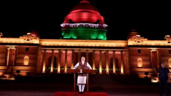 कभी कट्टी तो कभी झप्पी लेते भारत-पाकिस्तान के नेताः वुसअत की डायरी