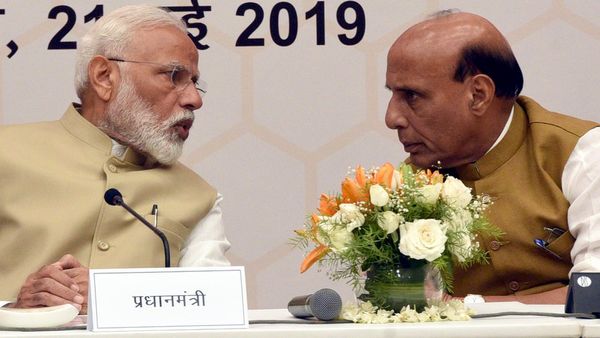 दो अहम कैबिनेट कमिटियों में राजनाथ को नहीं मिली जगह