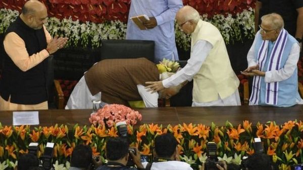 'संसद में विपक्ष की संख्या ही नहीं, राजनीतिक हैसियत भी घटी है'- नज़रिया