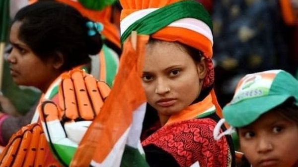 कांग्रेस का अध्यक्ष बनकर भी कोई राहुल-सोनिया से बड़ा हो पाएगा