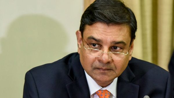 RBI से 24.8 अरब डॉलर मोदी सरकार ने क्यों लिए