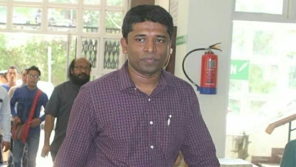 कन्नन गोपीनाथनः किन वजहों से इसआईएएस अधिकारी ने इस्तीफ़े की पेशकश की