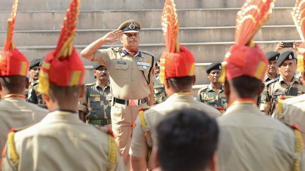 भारत में पुलिस में काम करना सबसे मुश्किल- रिपोर्ट