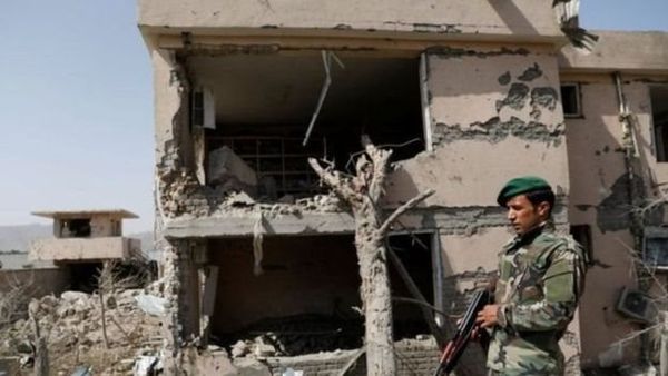 अफ़ग़ानिस्तान में ख़त्म होगी 18 साल पुरानी लड़ाई?