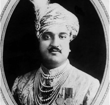 कश्मीर का हिंदू राज और गज़नी के अपमानजनक हार की कहानी