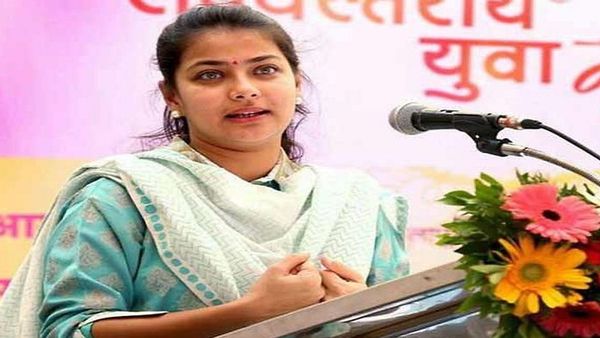 महाराष्ट्र चुनाव में कितना ज़ोर है वंशवादी राजनीति का