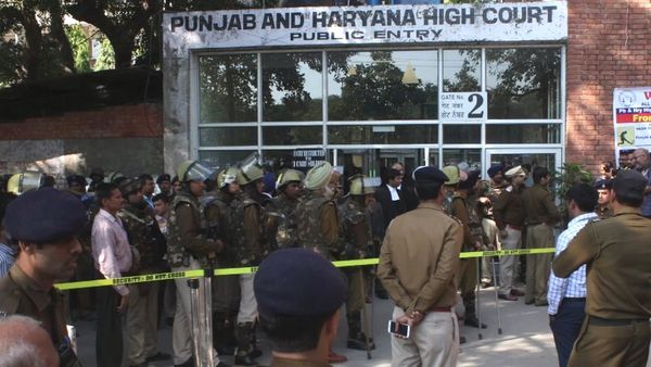 हरियाणा चुनाव: देशद्रोह के मुक़दमे लड़ रहे जाट परिवारों का हाल